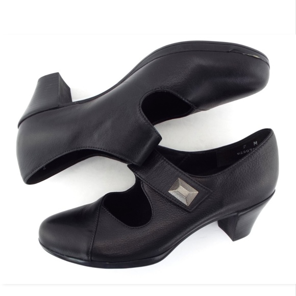 Munro Black Leather Mary Jane Block Heel Pumps 7 - Picture 4 of 7